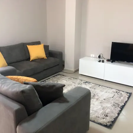 Centre Lionsgate 12 * Tirana