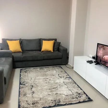 Centre Lionsgate 12 * Tirana