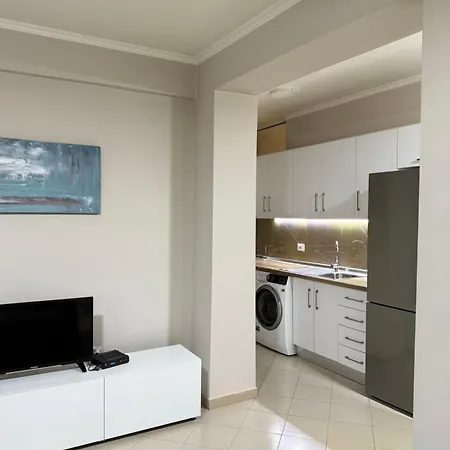 דירה Centre Lions Gate 1
