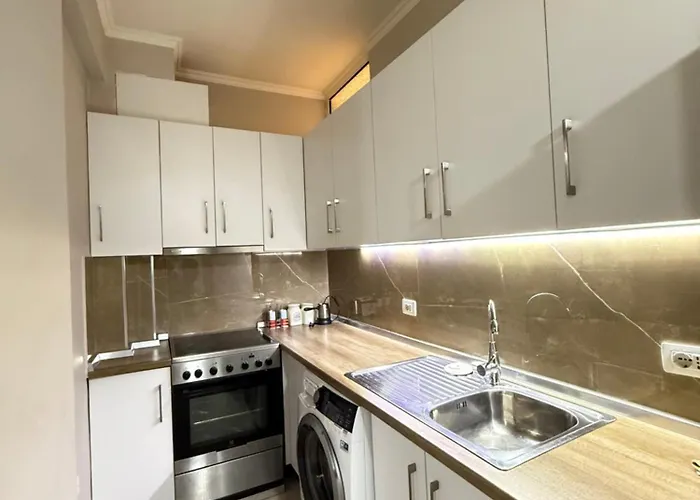 Apartment Centre Lionsgate 12 Tirana