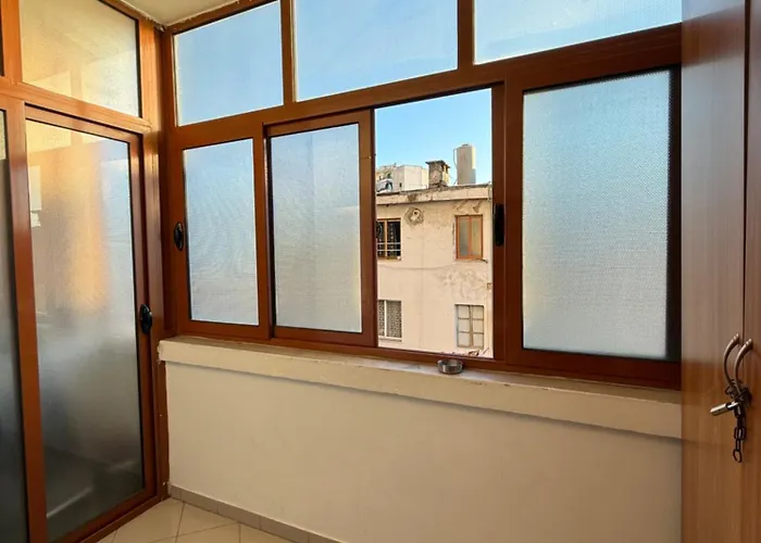 Centre Lionsgate 12 Apartment Tirana